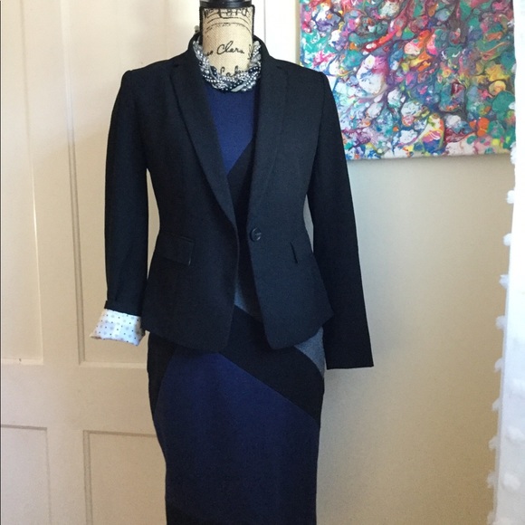 White House Black Market Sz0 Sleeveless Form - Picture 5 of 13